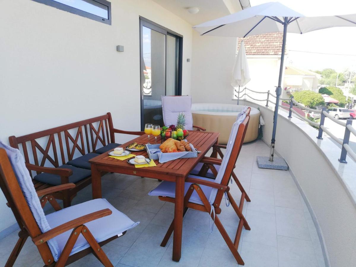 Holiday Home Velebit Hoek van Holland Ngoại thất bức ảnh