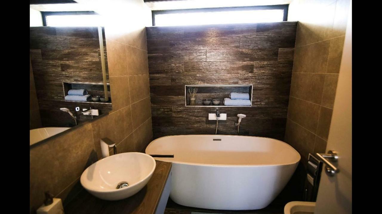 Holiday Home Velebit Hoek van Holland Ngoại thất bức ảnh