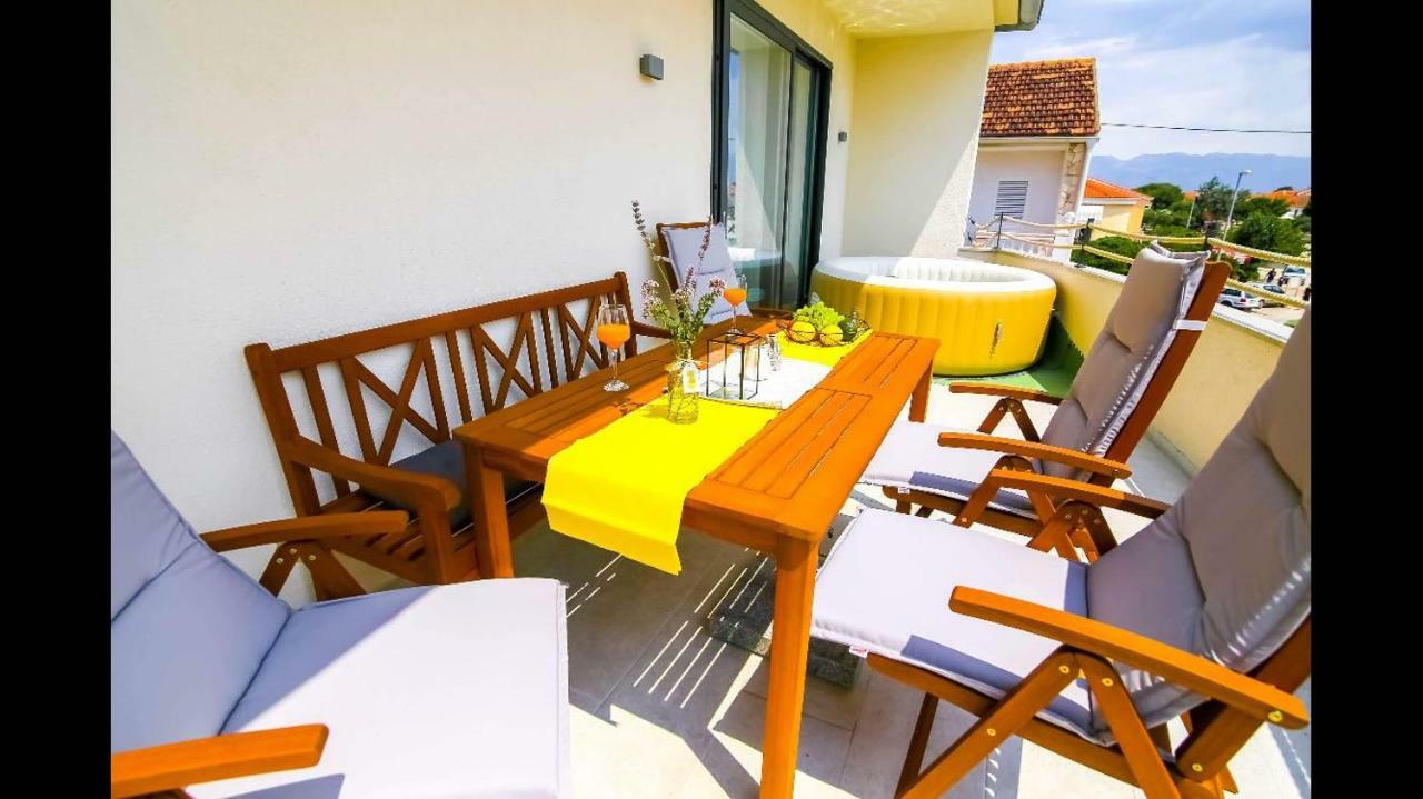 Holiday Home Velebit Hoek van Holland Ngoại thất bức ảnh